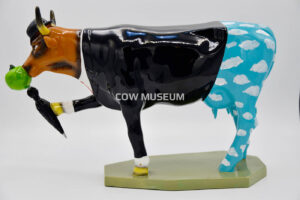Moogritte cow (medium) Cow figurine