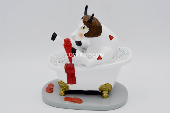 Pin Up Cow (medium)