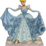 Disney Tradities Cinderellla Transformation (Cinderella Glass Slipper Figurin)
