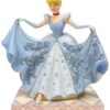 Disney Tradities Cinderellla Transformation (Cinderella Glass Slipper Figurin) 2