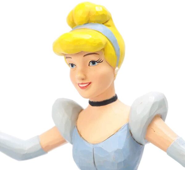 Disney Tradities Cinderellla Transformation (Cinderella Glass Slipper Figurin) 6