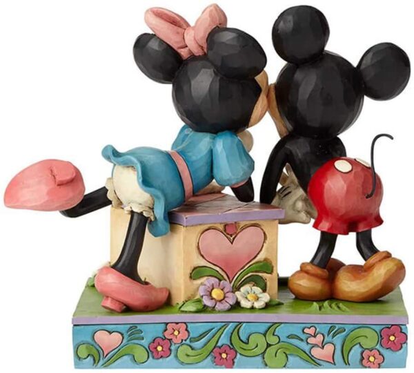 Kissing Booth (Mickey Mouse and Minnie Mouse Figurine) 3